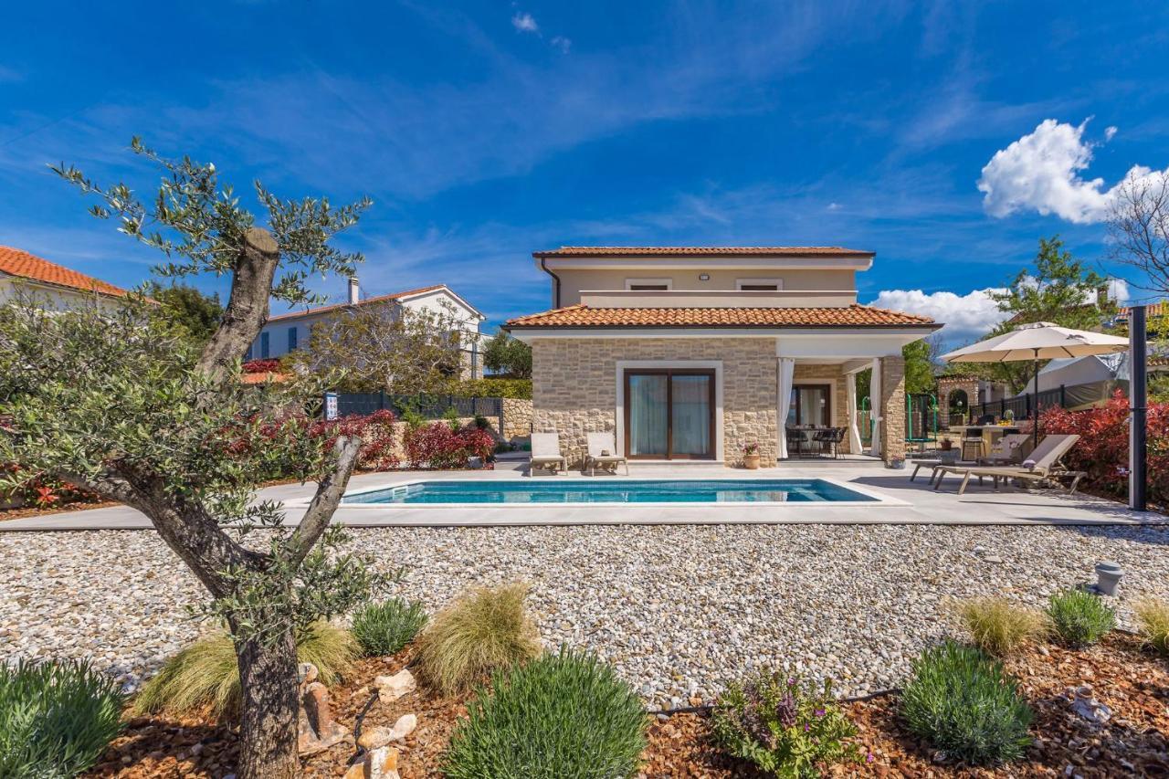 Holiday House Villa Andro Pinezići Exterior foto
